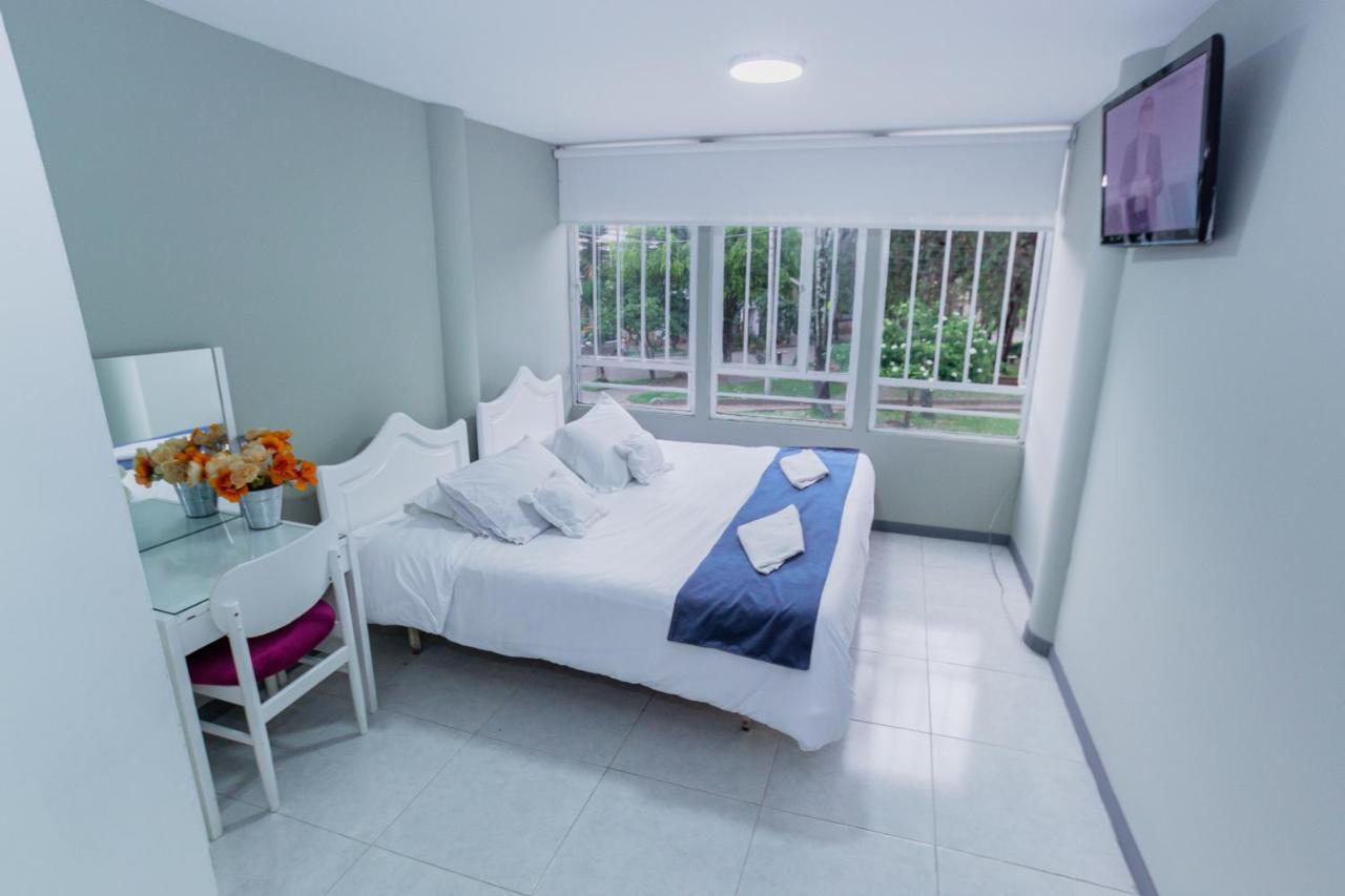 Apartasuites & Hotel Bogota Teusaquillo Esterno foto