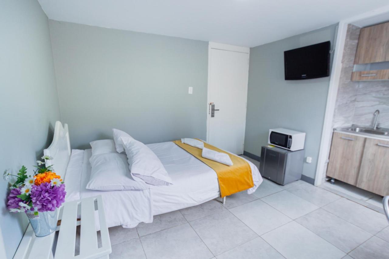 Apartasuites & Hotel Bogota Teusaquillo Esterno foto