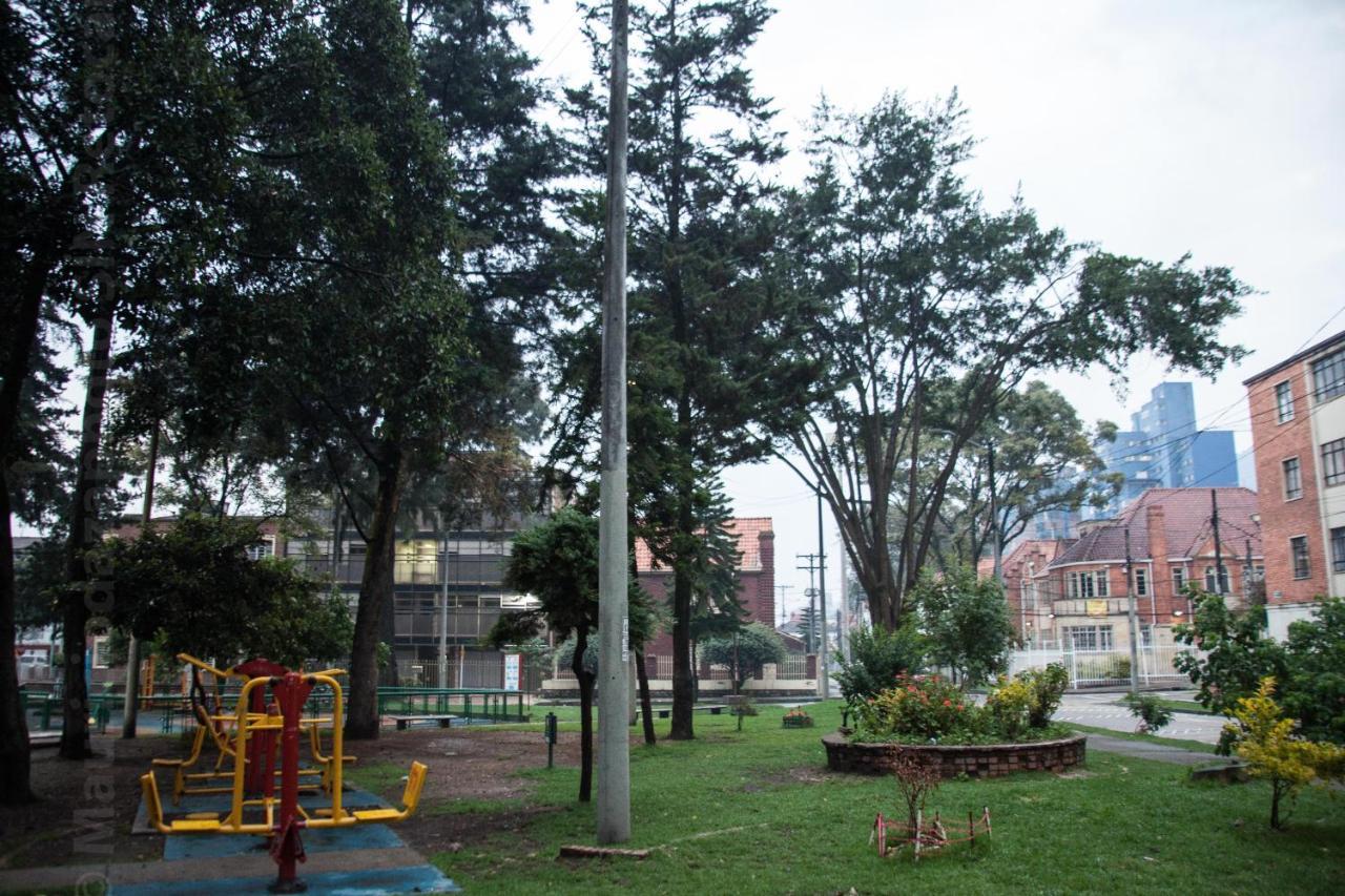 Apartasuites & Hotel Bogota Teusaquillo Esterno foto